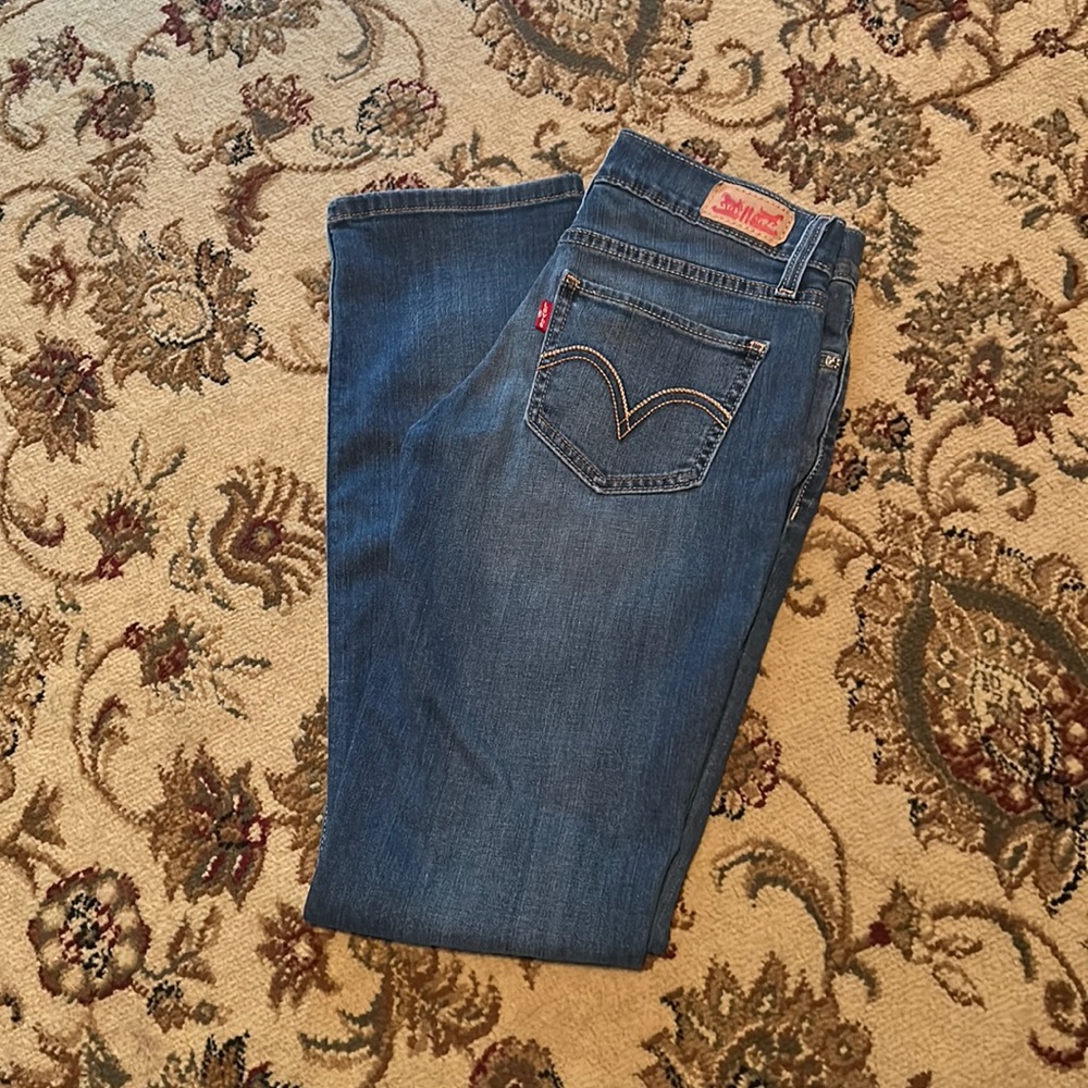 Women’s Levi’s 524 Too Superlow size 25/32